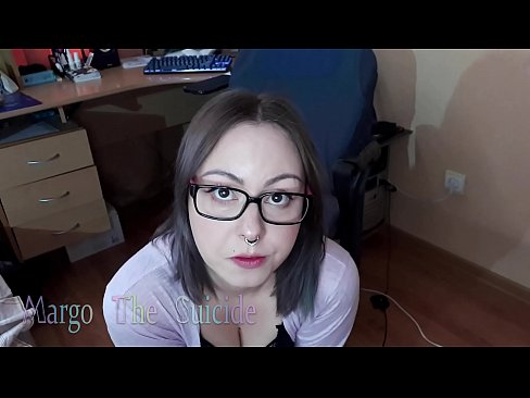 ❤️ Seksīga meitene ar brillēm sūc dildo dziļi kamerā ❌ Seks video pie mums ❌️❤