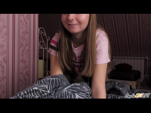 ❤️ Blondīne dziļi sūc savu BFF un saņem spermu mutē ❌ Seks video pie mums ❌️❤